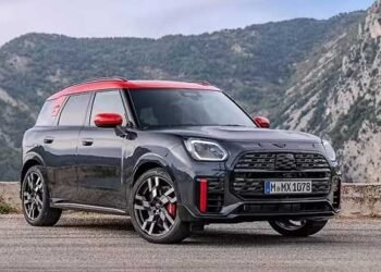 Front view of the Mini Countryman JCW All4 launched in India at ₹64.90 lakh showcasing its sporty design and Chili Red roof