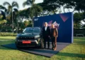 Renault future cars strategy announcement in India showing Renault logo with Duster and Bridger vehicles under the 7-model lineup plan